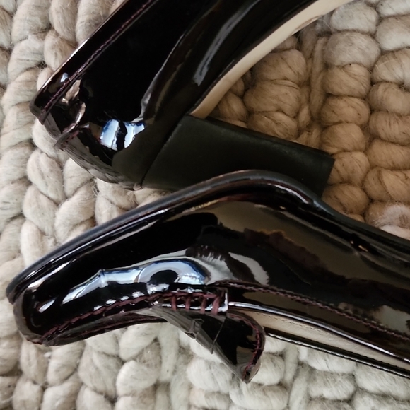 Michael Kors metallic red/black pumps - Picture 4 of 4